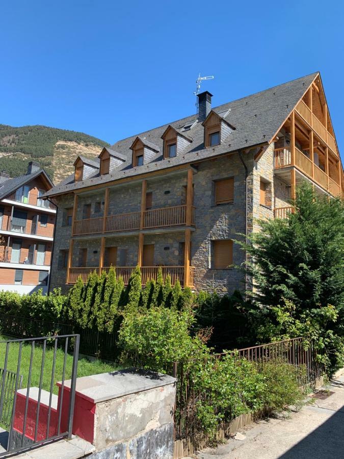 Apartamento con Encanto Vielha Bagian luar foto